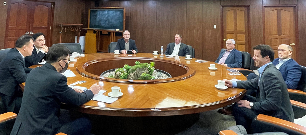 The 2023 USW North Asia Board Team meeting with members of the Korean Flour Millers Industrial Association in Seoul, South Korea 