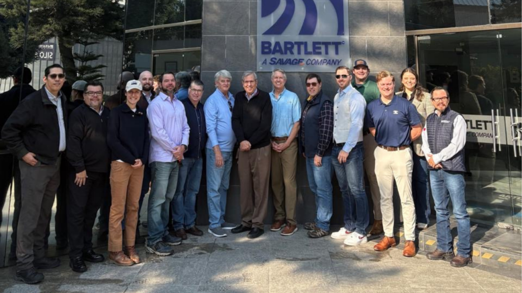 Kansas delegation at Bartlett Grain